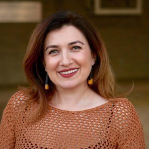 Meet your Posher, Tatev